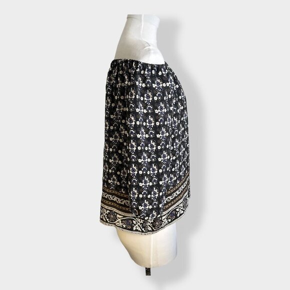 Madewell Silk Gardenhouse Off-the-Shoulder Top in Abstract Floral - Picture 3 of 6